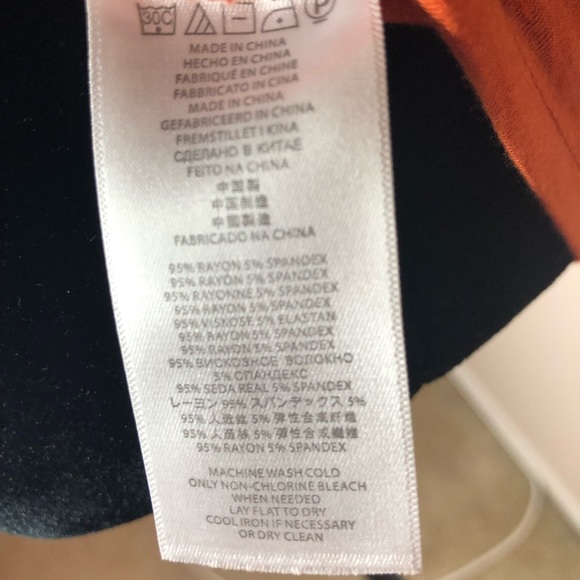 🔺SOLD🔻Michael Kors Cowl Neck Women’s Top No Size - Picture 3 of 6